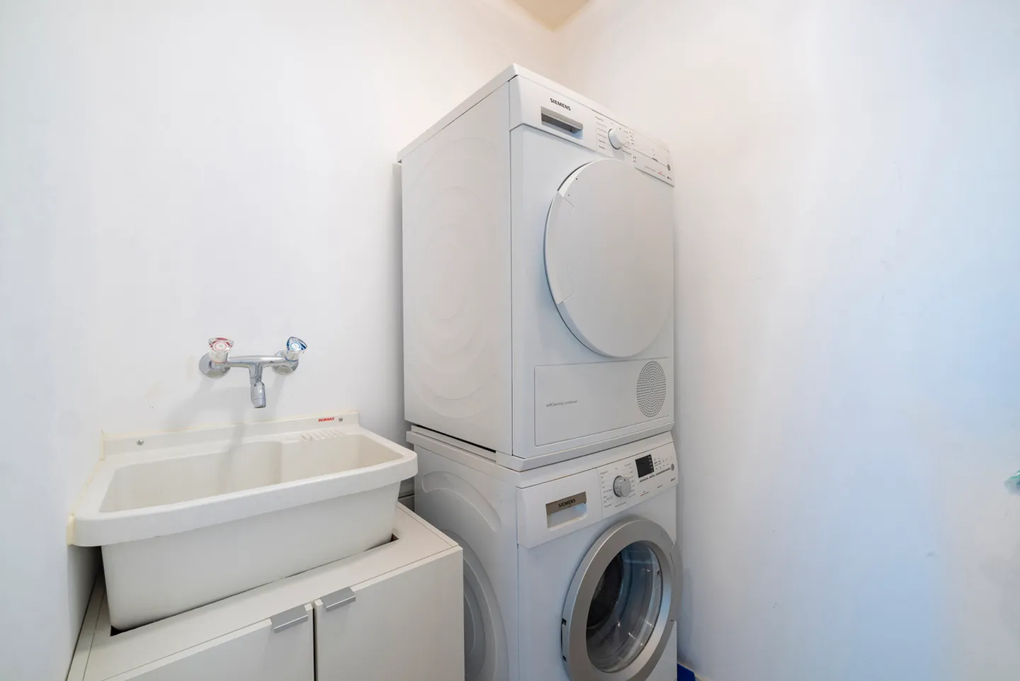 Posizione ideale! Appartamento di 4,5 locali con vista lago - Foto 13 di 13