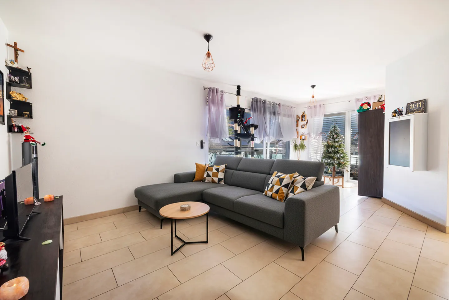 Große zeitgenössische Wohnung in einem charmanten Wohnviertel - Foto 2 von 13