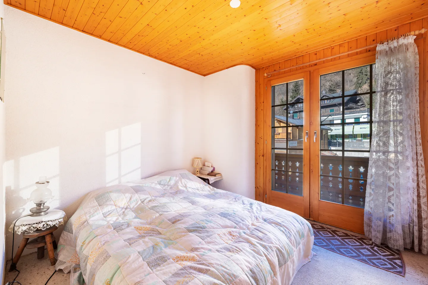 Charming chalet-style apartment with fireplace in the center of the village! - Photo 11 of 13