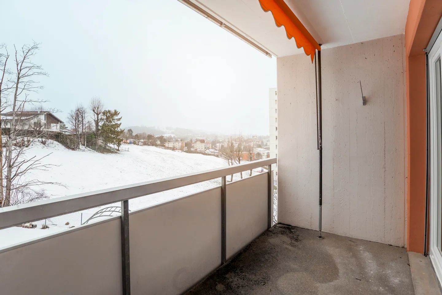 Appartement rénové 4.5 pces - Photo 8 sur 9