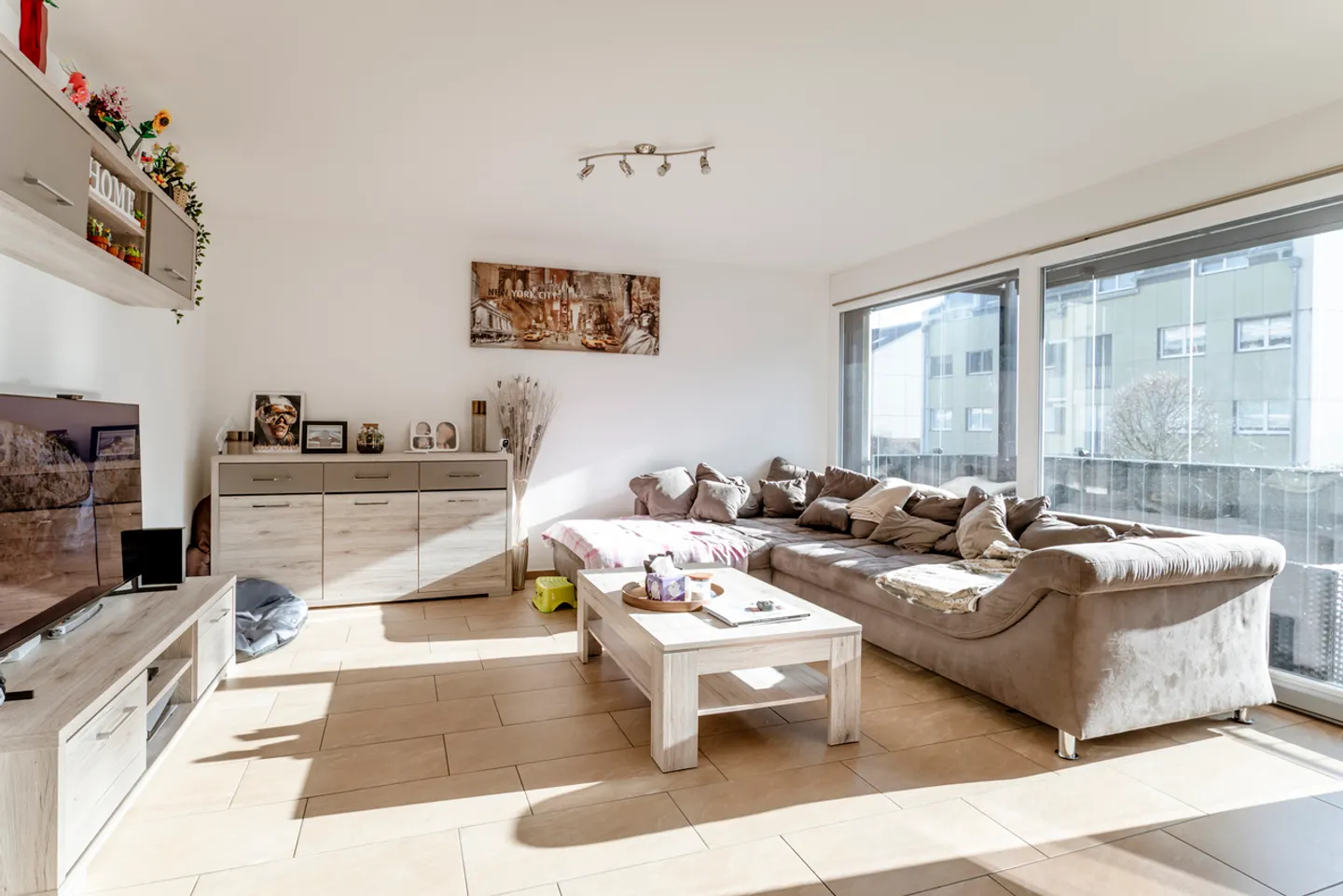 Appartement Charmant avec Balcon - Photo 2 sur 13