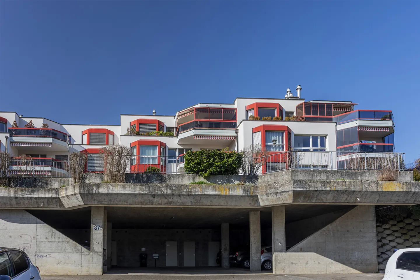 7-room penthouse on the 3rd floor of a condominium building - Photo 8 of 10