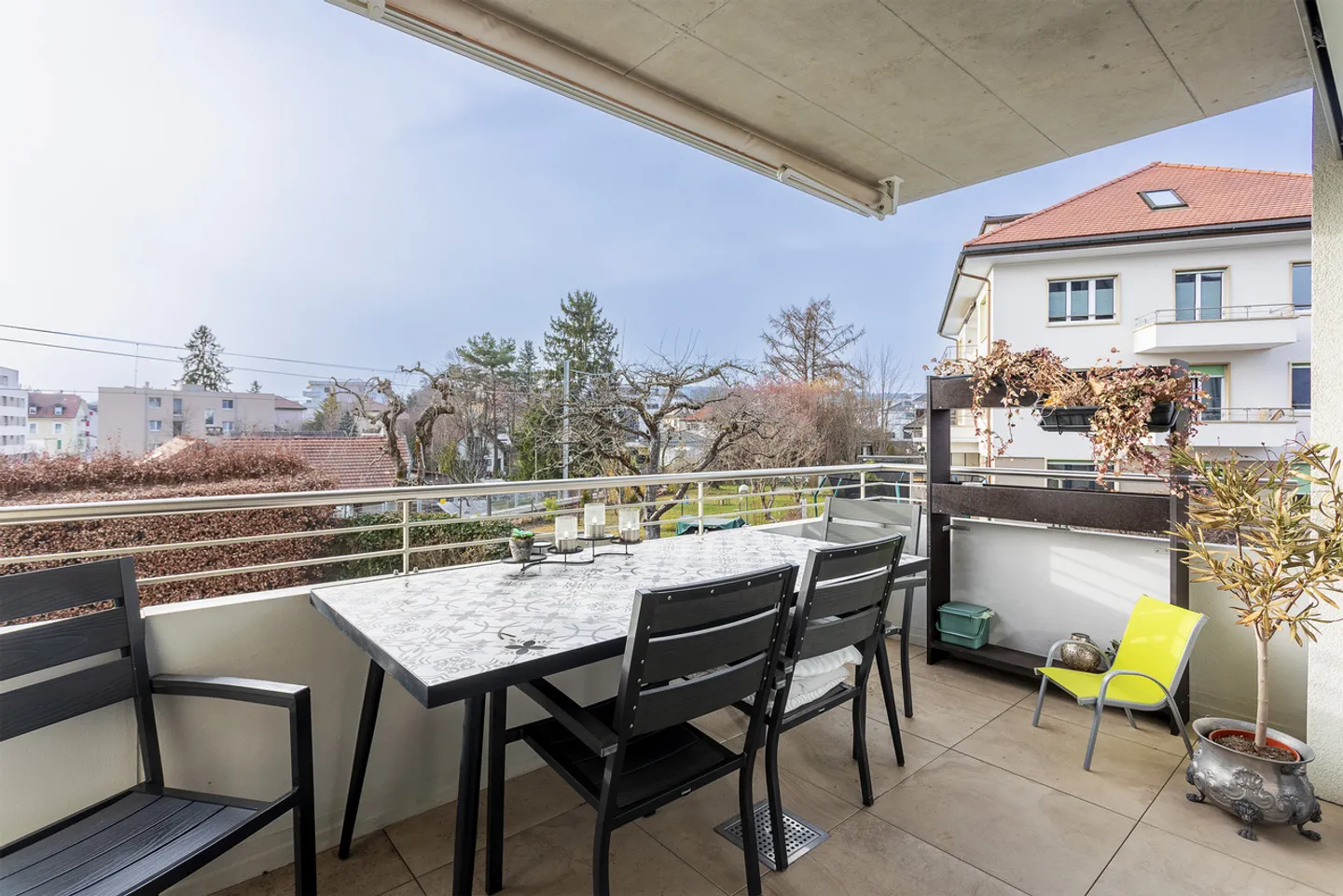 4.5 STANZE AL 1° PIANO CON POSTO AUTO SOTTERANEO - Foto 3 di 11