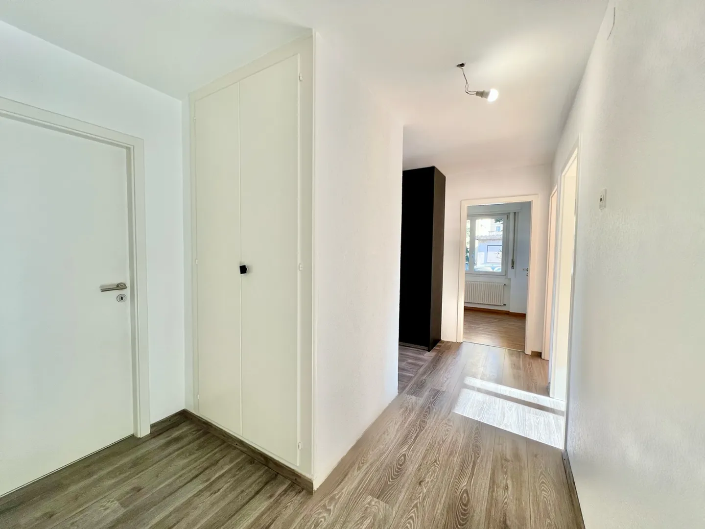 4.5-Zimmer-Wohnung mit Balkon in Monthey - Foto 2 von 13