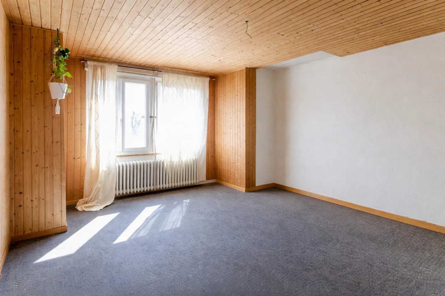 Villa unique à rénover - Photo 2 sur 13