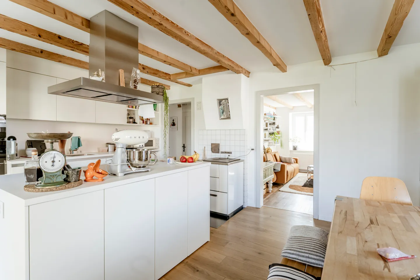 Bâtisse de Village Rénovée - Photo 5 sur 13