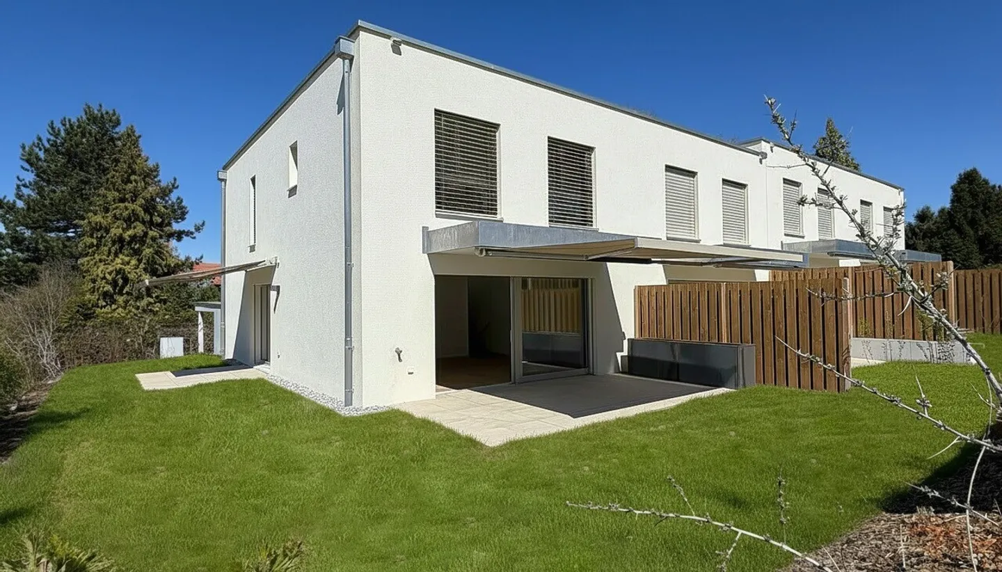 Last opportunity! New villa with garden and two terraces - Photo 8 of 13