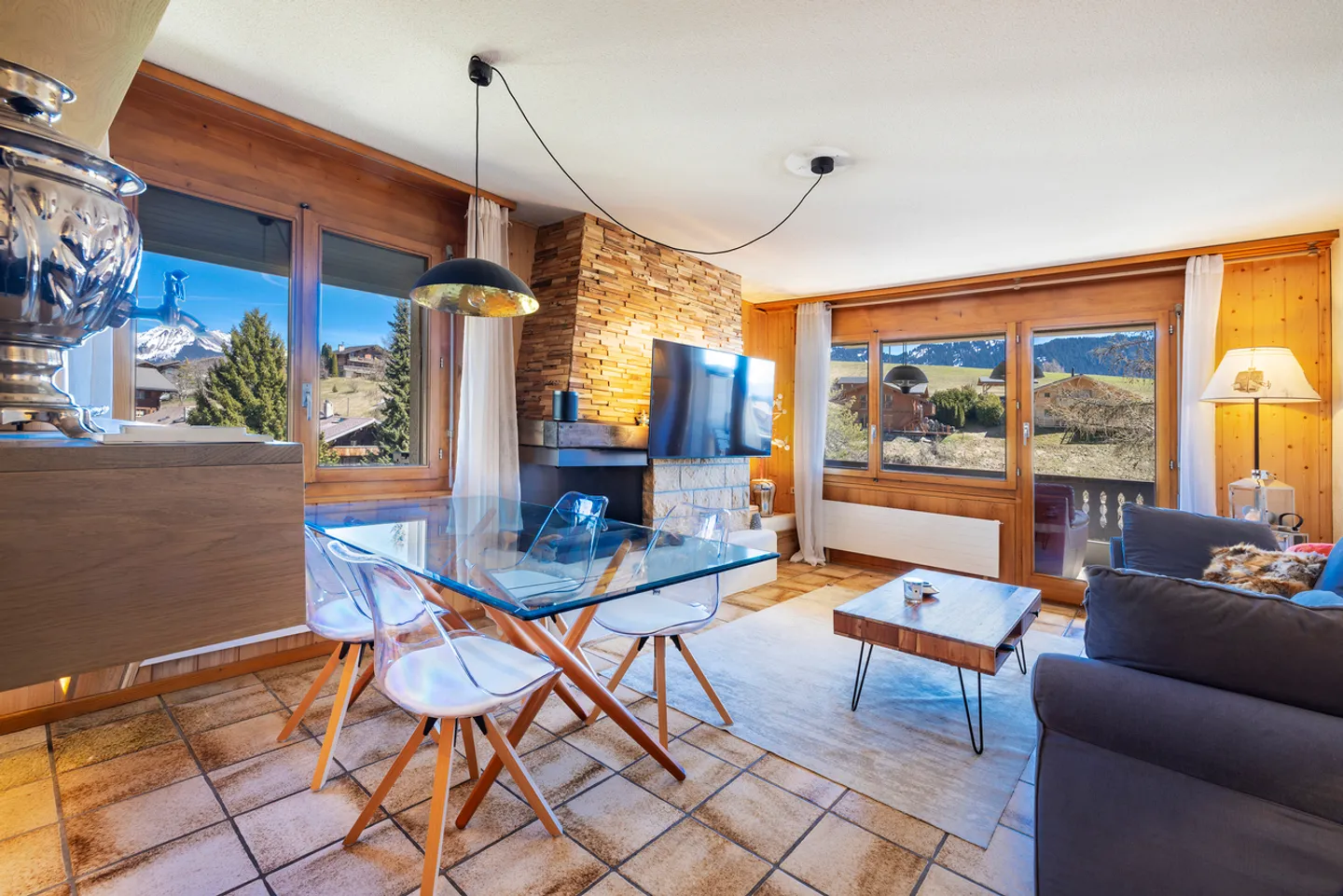 Incantevole appartamento di 3.5 locali con vista panoramica - Foto 1 di 13