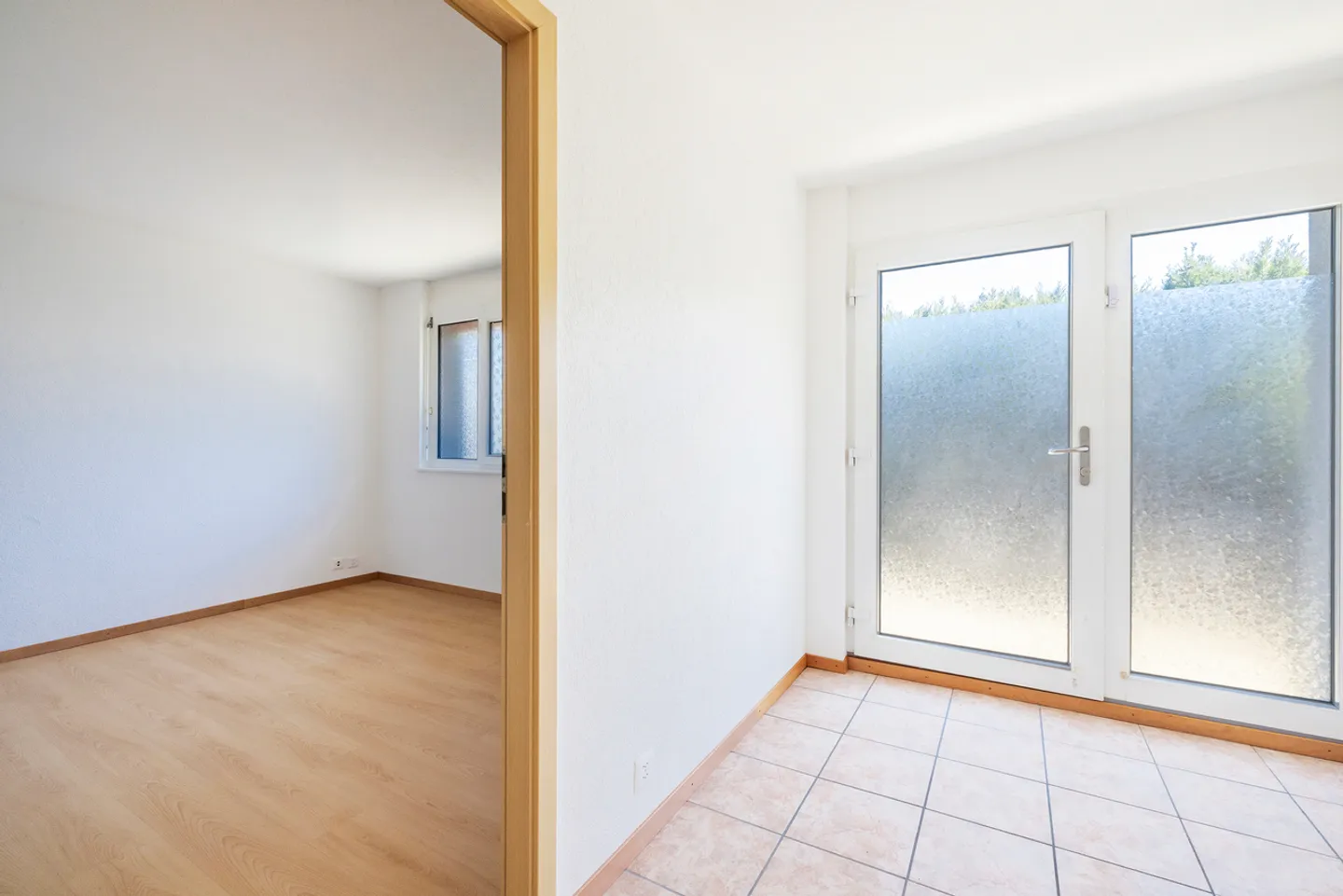 Villa spacieuse avec jardin - Photo 7 sur 13