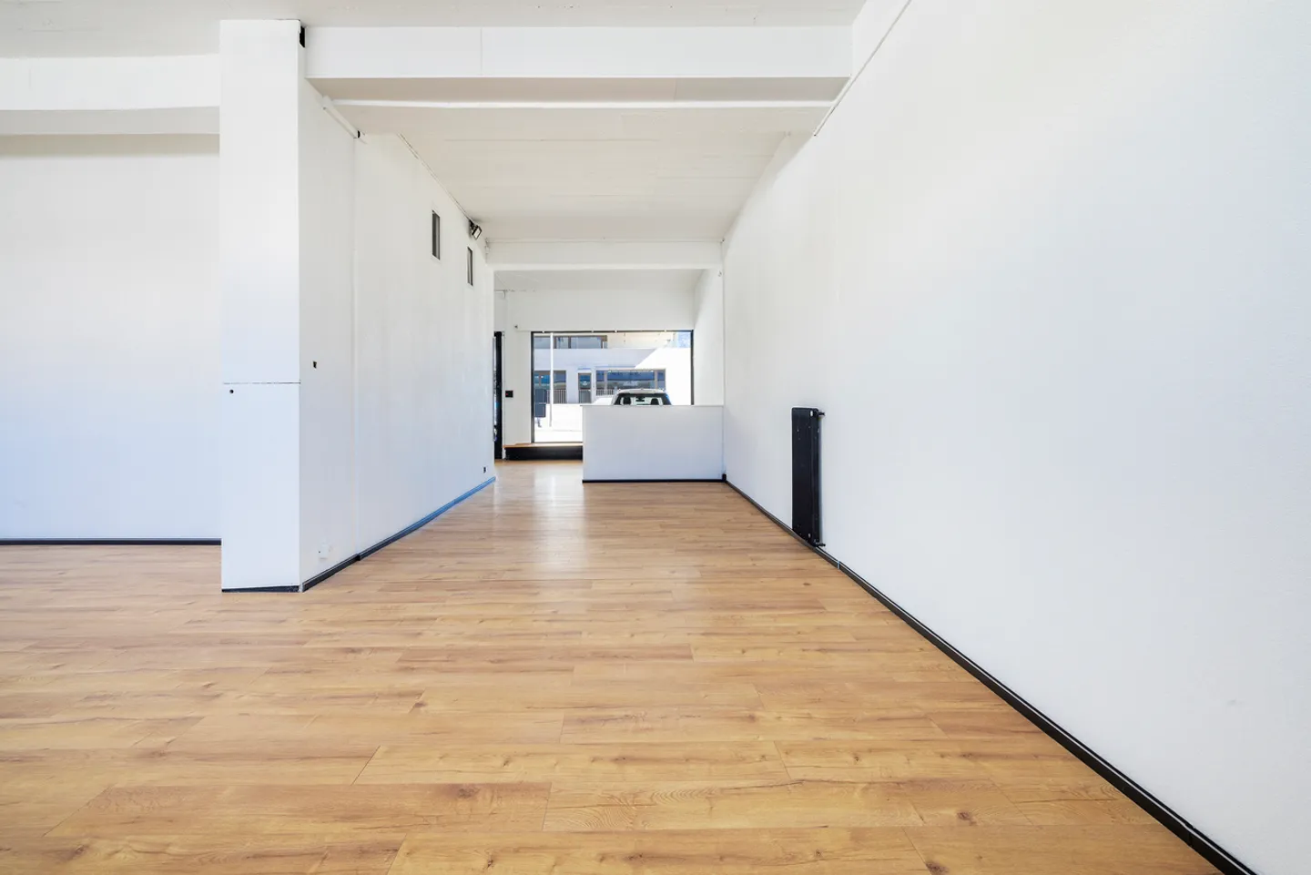 Commercial premises ideally located next to the Place de Rome - Photo 7 of 13