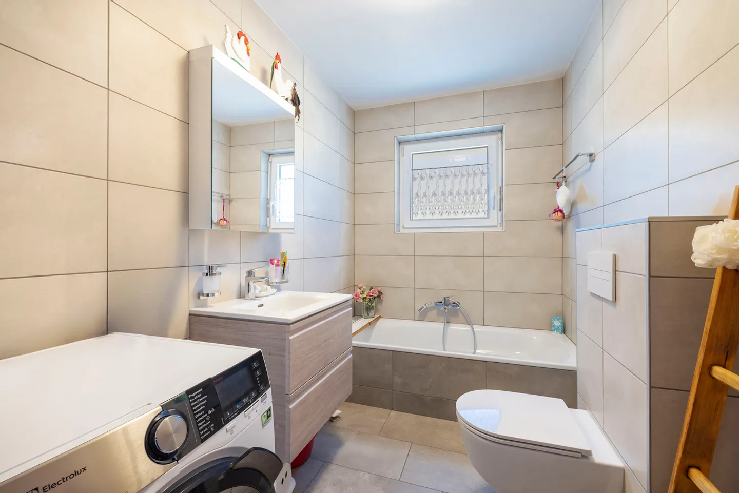 Charming Apartment with Garden - Photo 10 of 13