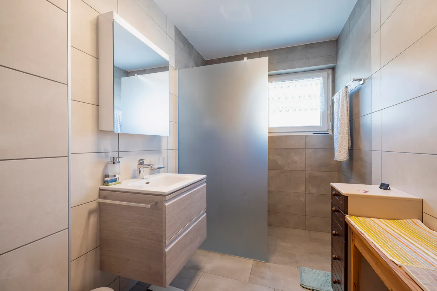 Charming Apartment with Garden - Photo 8 of 13