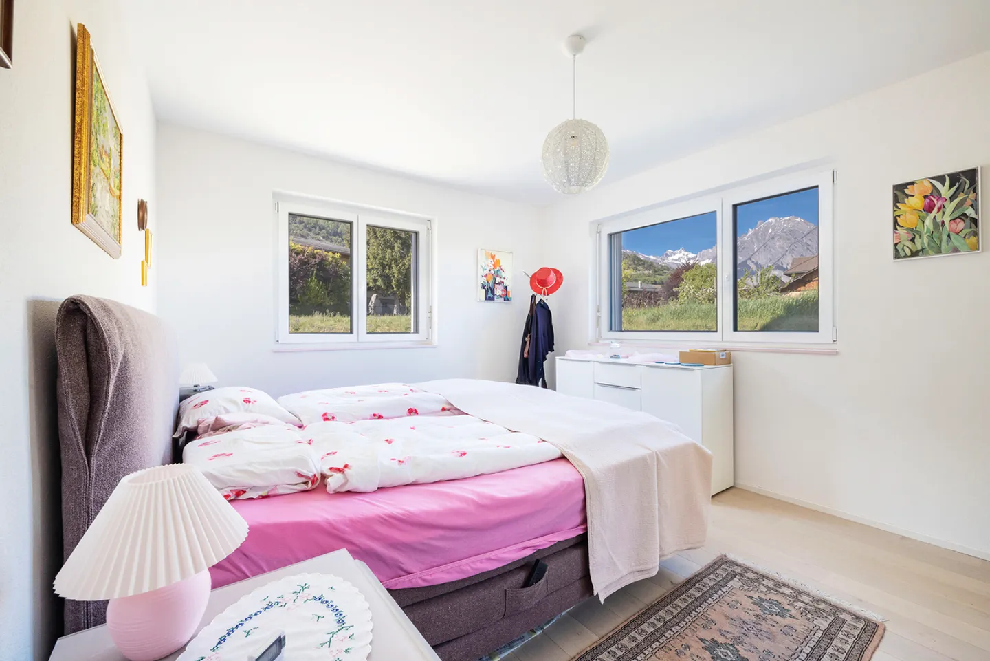 Charming Apartment with Garden - Photo 11 of 13