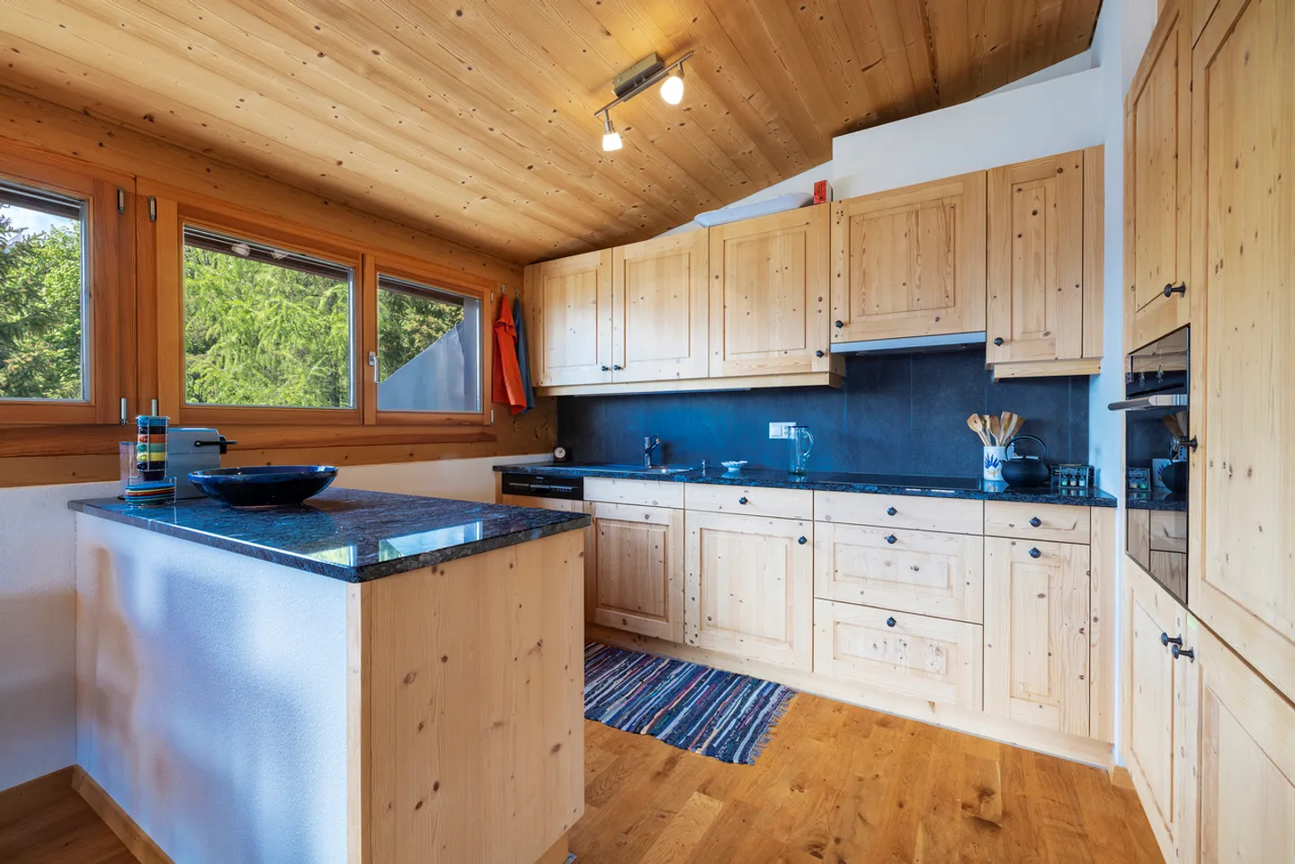 Appartement d'exception avec vue époustouflante - Photo 8 sur 13