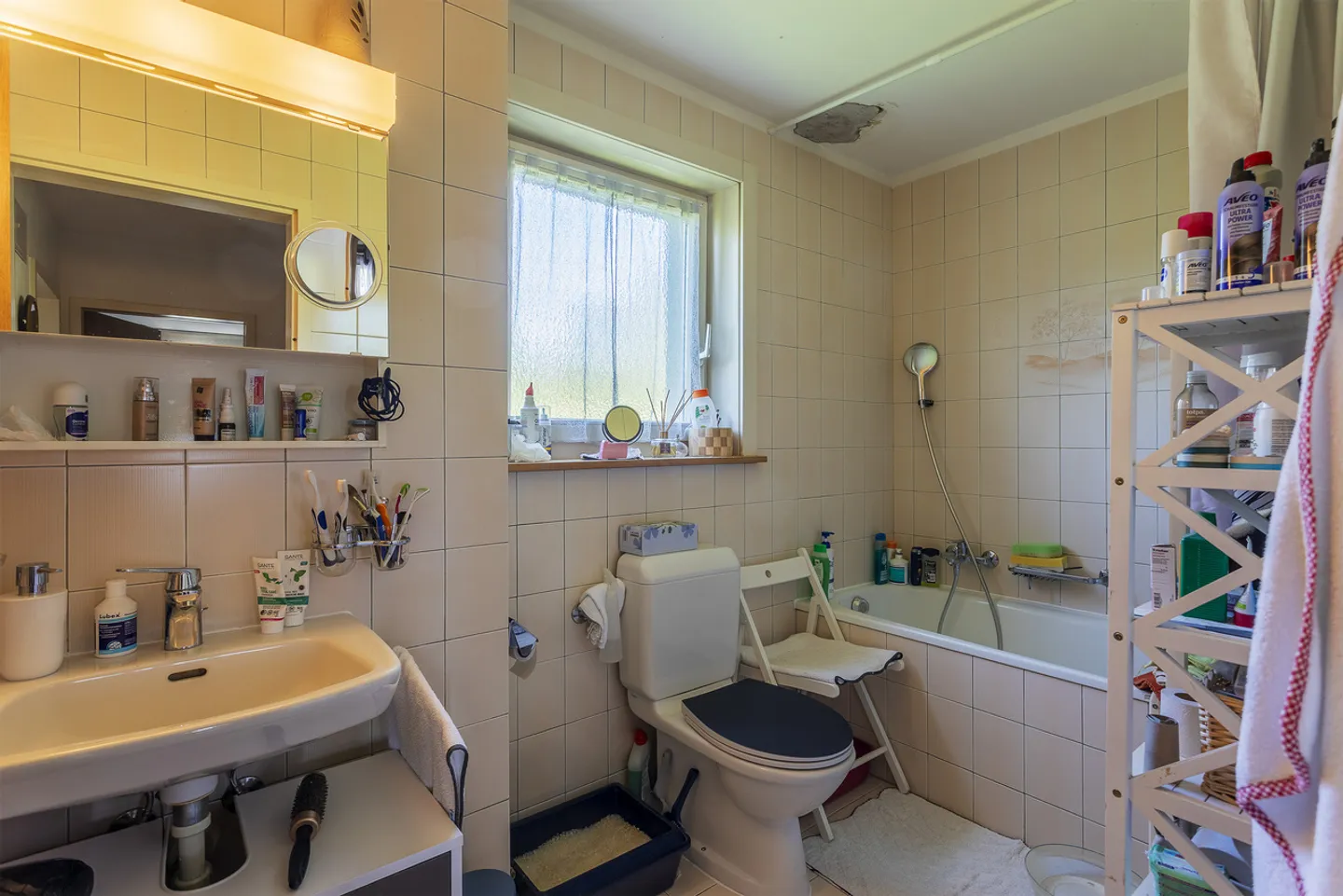 3,5-Zimmer-Wohnung mit Garage, Südbalkon und freiem Blick - Foto 6 von 8