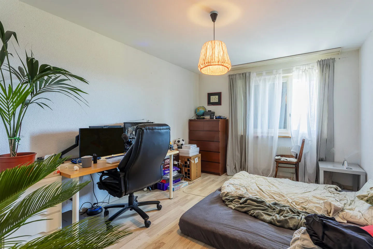 3,5-Zimmer-Wohnung mit Garage, Südbalkon und freiem Blick - Foto 5 von 8