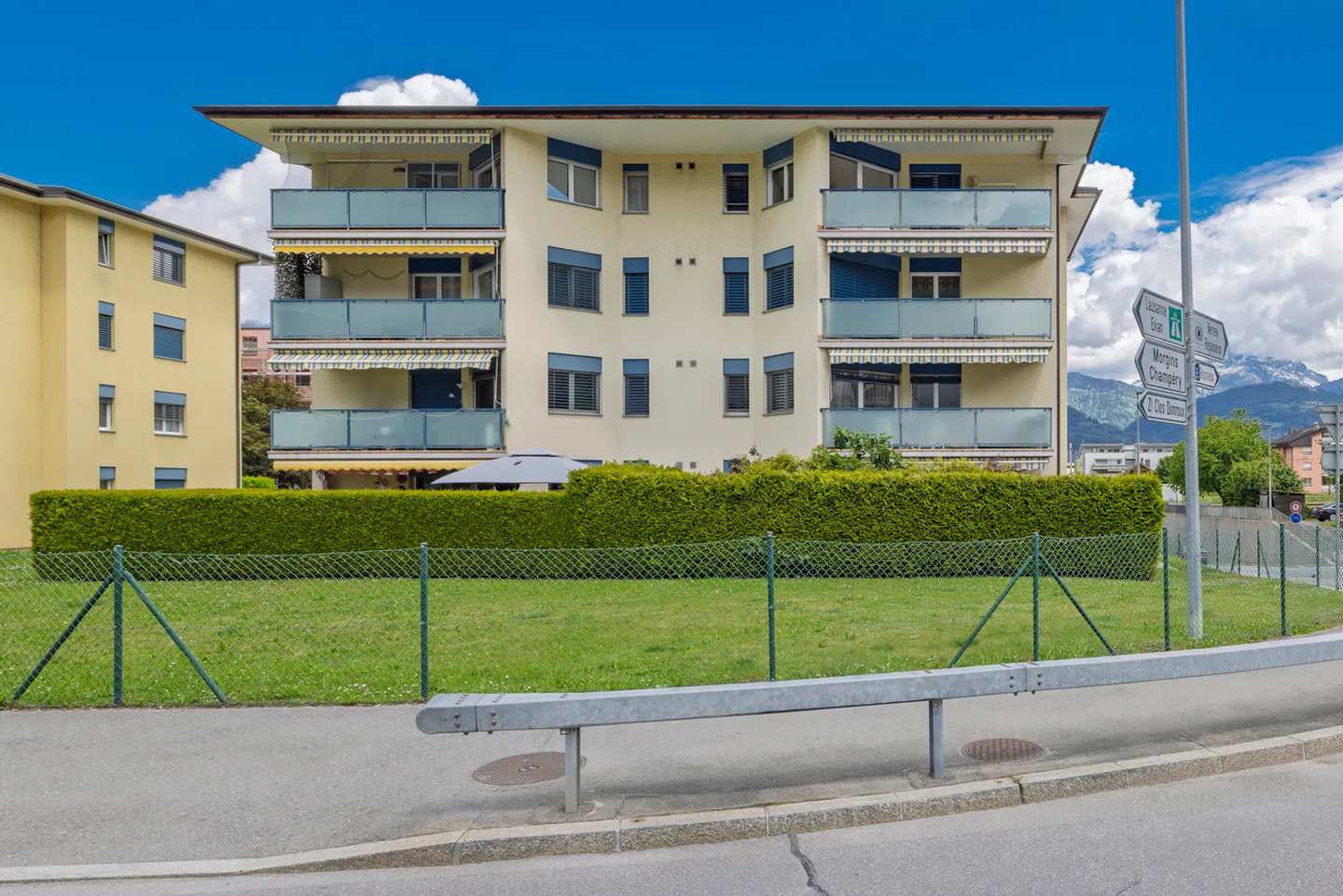 Penthouse with 4.5 rooms in the city center - Photo 2 of 12
