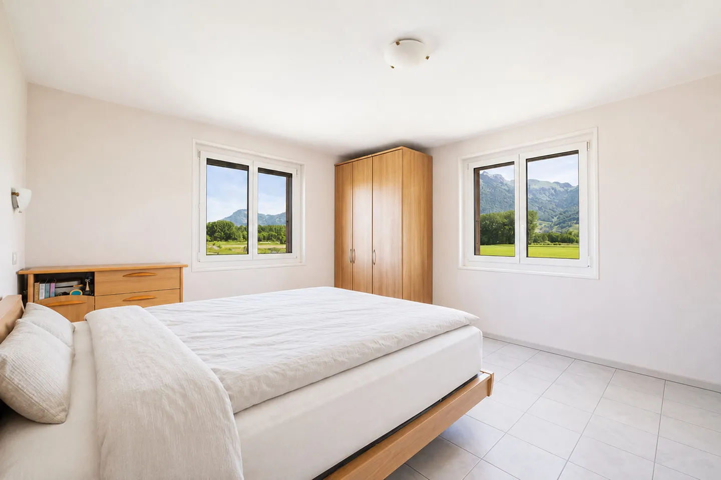 Individual villa with opportunity for 2 apartments in Noville - Photo 6 of 13