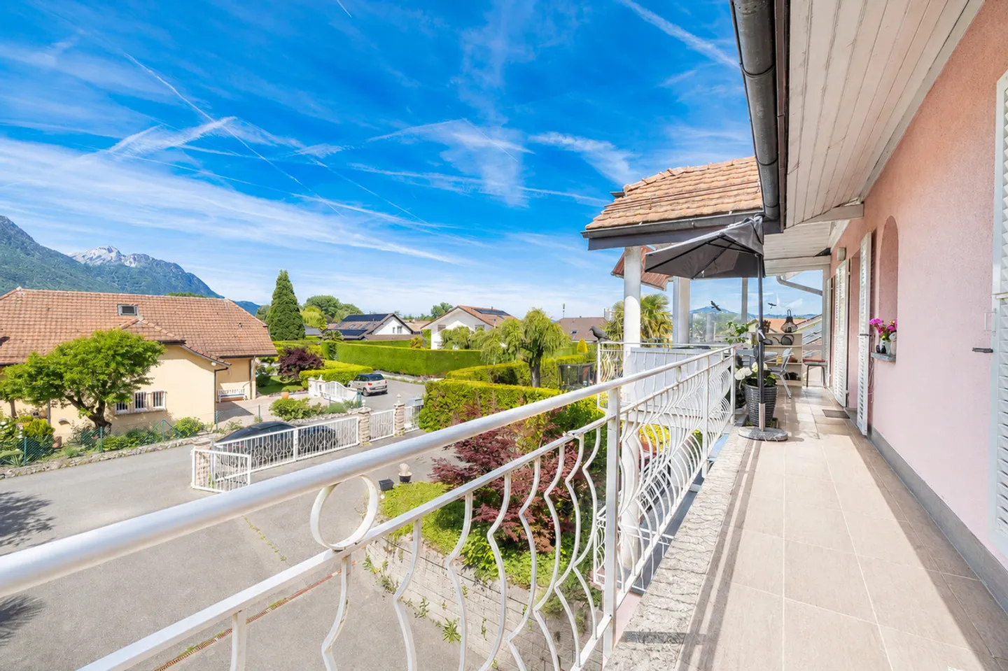 Individual villa with opportunity for 2 apartments in Noville - Photo 9 of 13