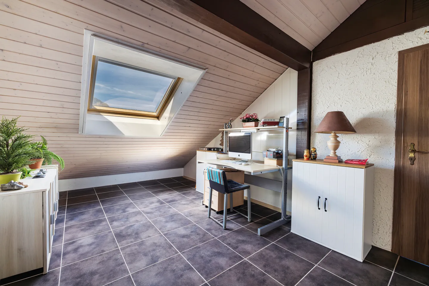 Individual villa with opportunity for 2 apartments in Noville - Photo 8 of 13