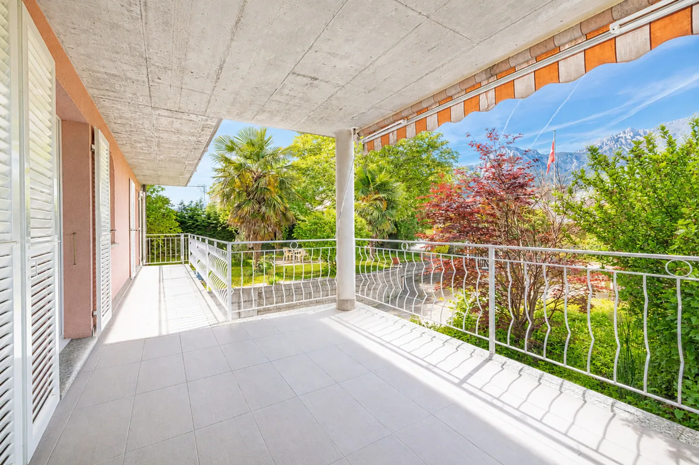 Individual villa with opportunity for 2 apartments in Noville - Photo 11 of 13