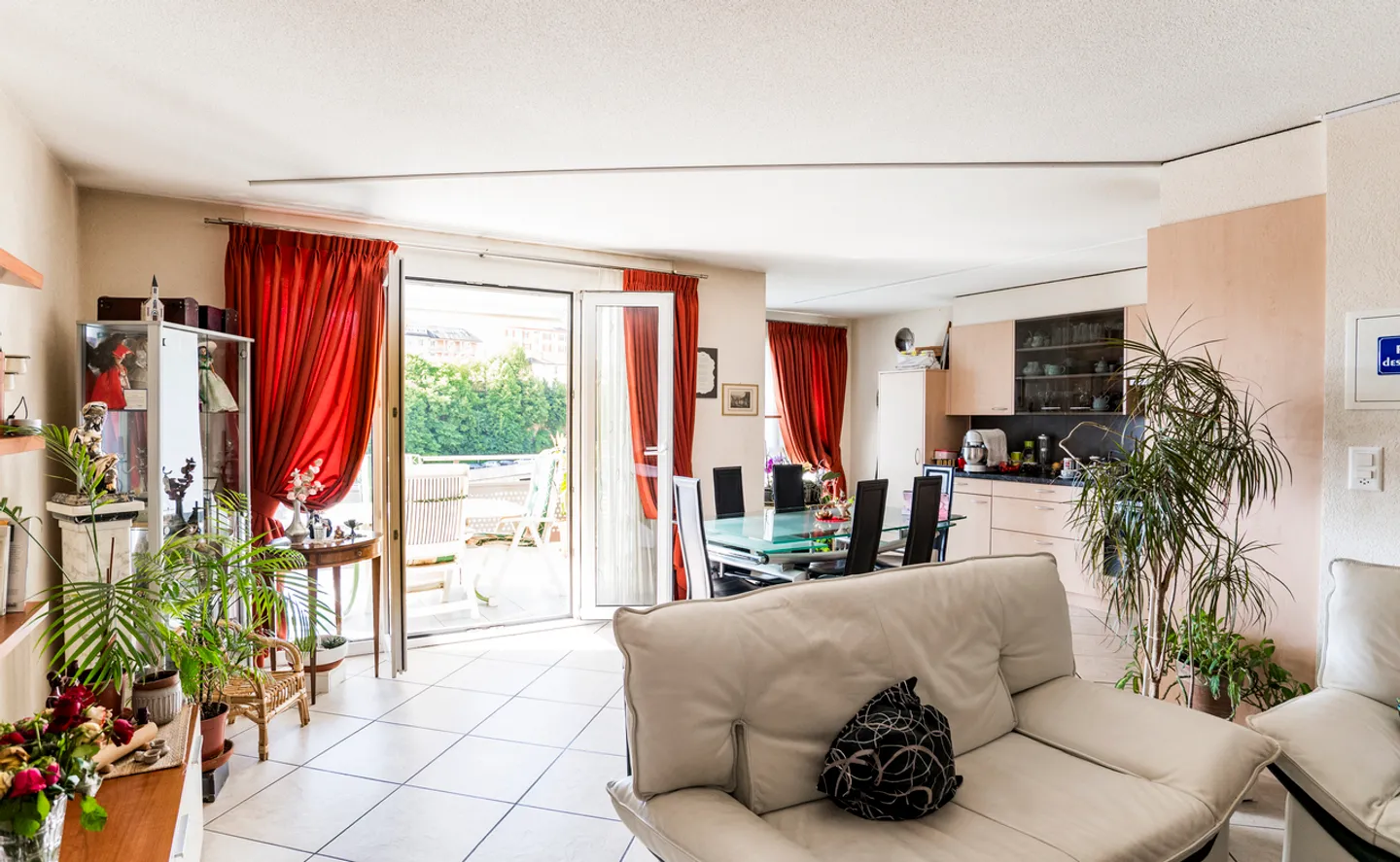 4.5 room apartment with south-facing balcony - Photo 2 of 10
