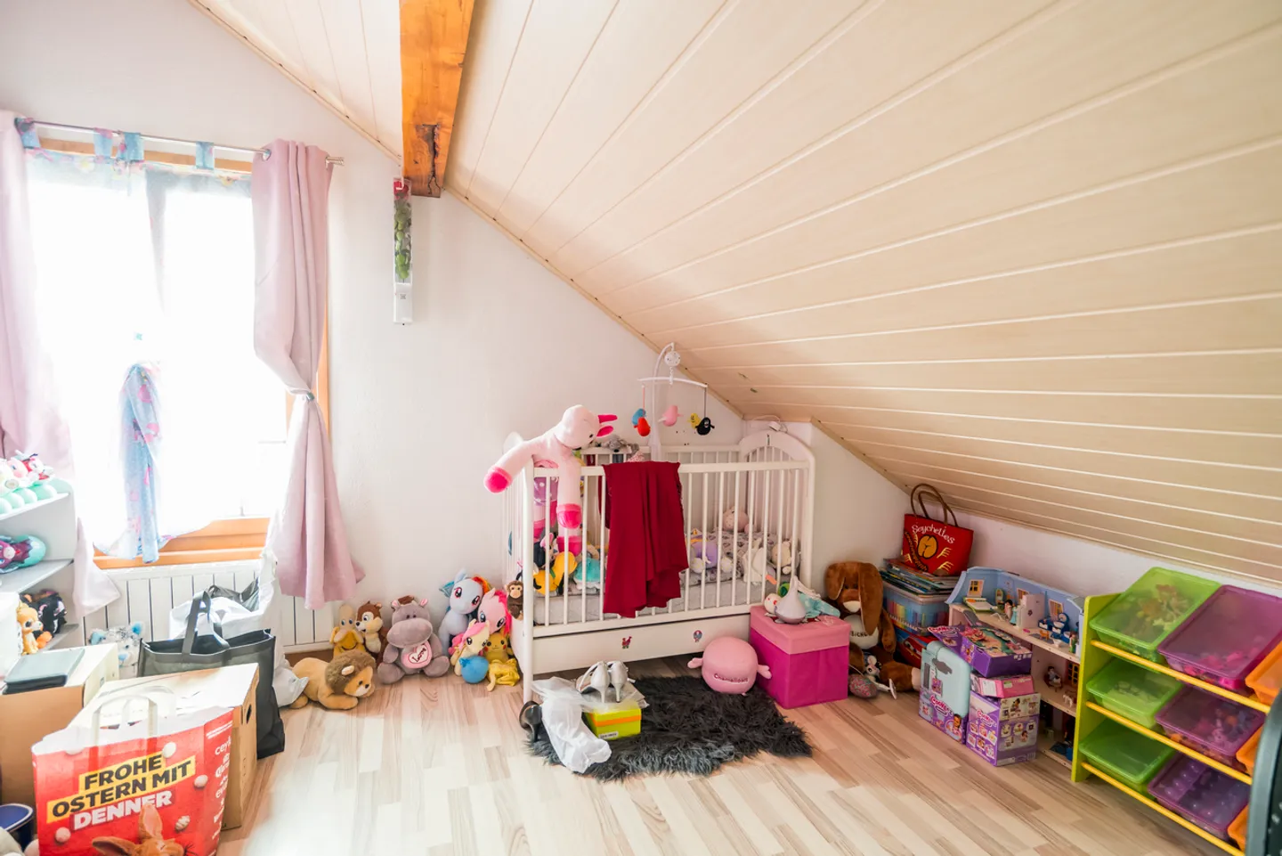 Très belle situation pour cette maison de 6.5 pièces - Photo 8 of 12