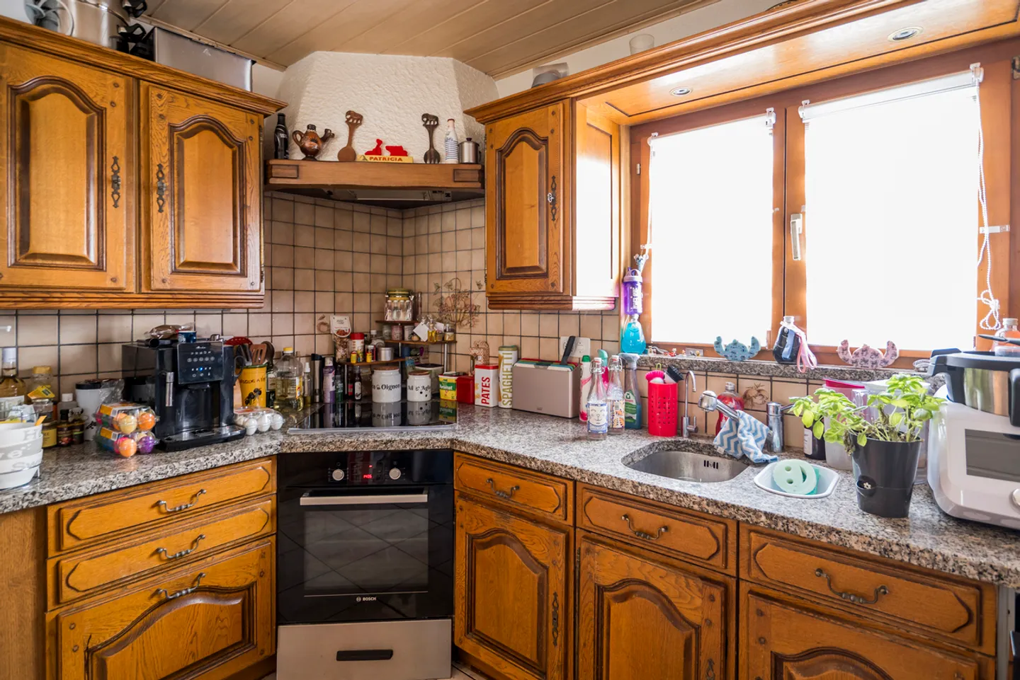 Très belle situation pour cette maison de 6.5 pièces - Photo 5 of 12