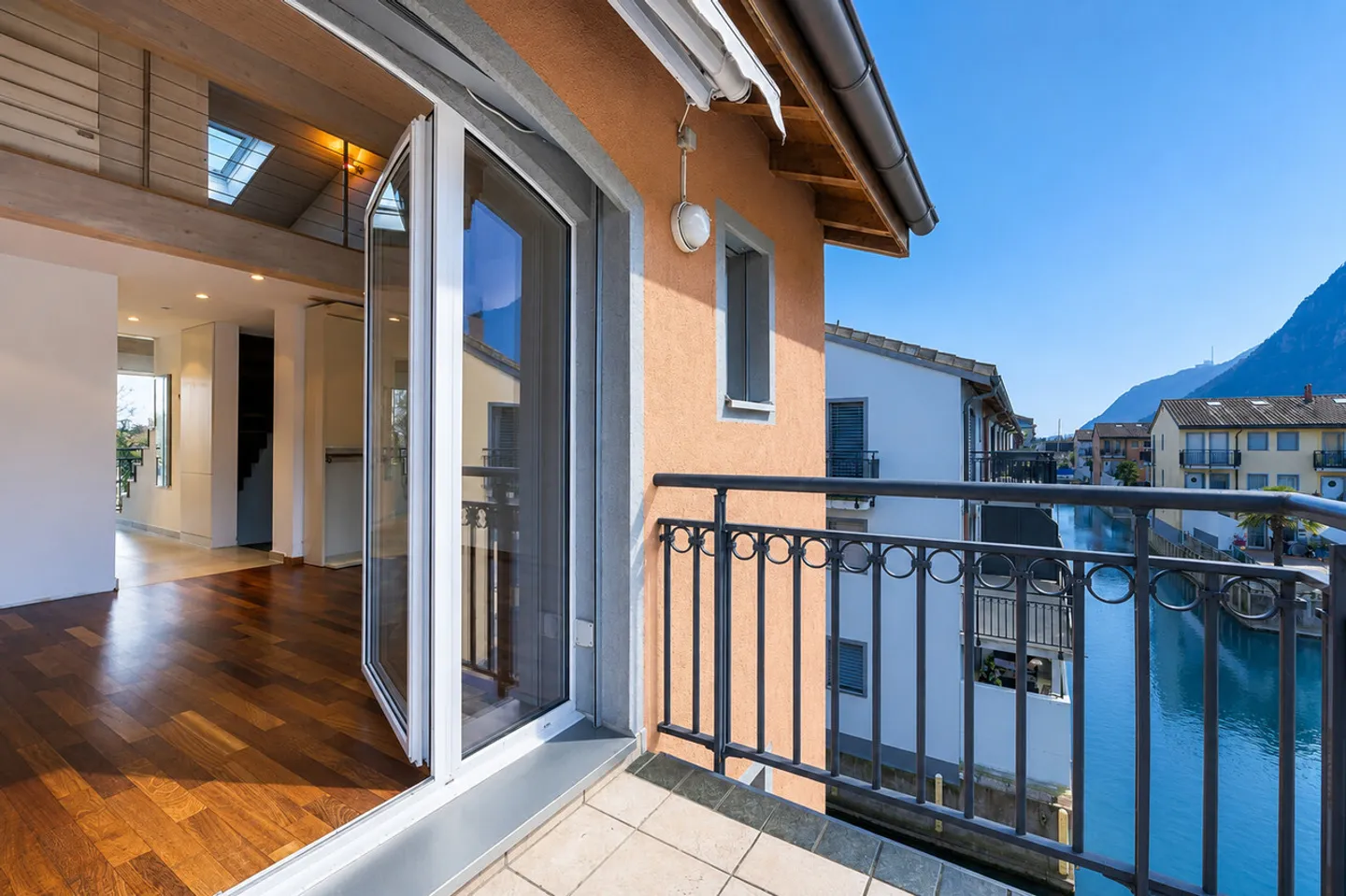 Villa at the Marina - A holiday atmosphere all year round! - Photo 5 of 13