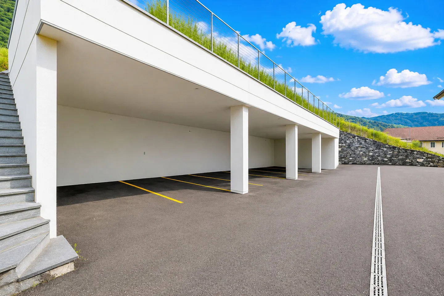 Immeuble Contemporain d'Investissement - Photo 4 sur 13