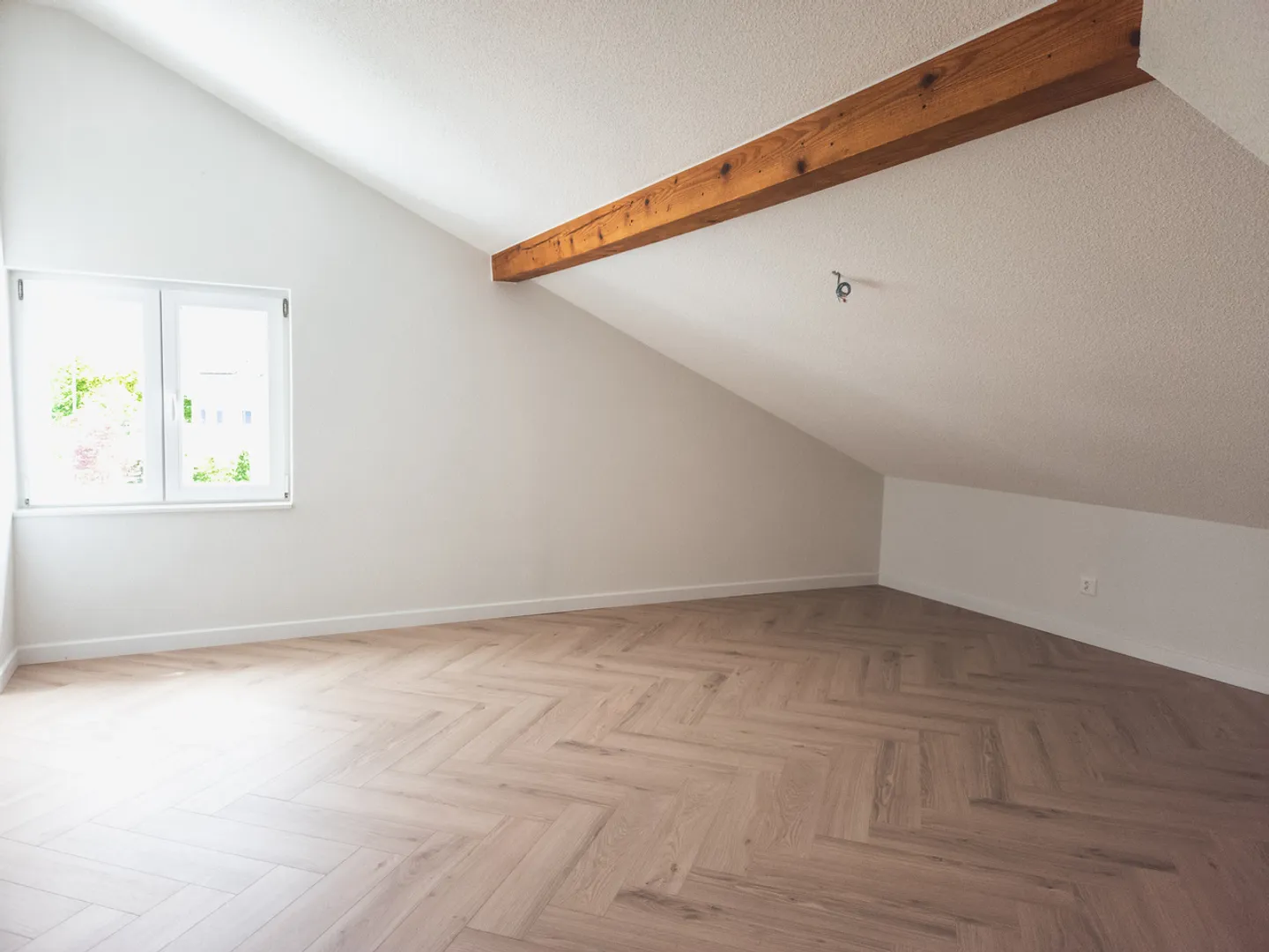 Grande villa entièrement rénovée de 7.5 pces - Photo 7 sur 13