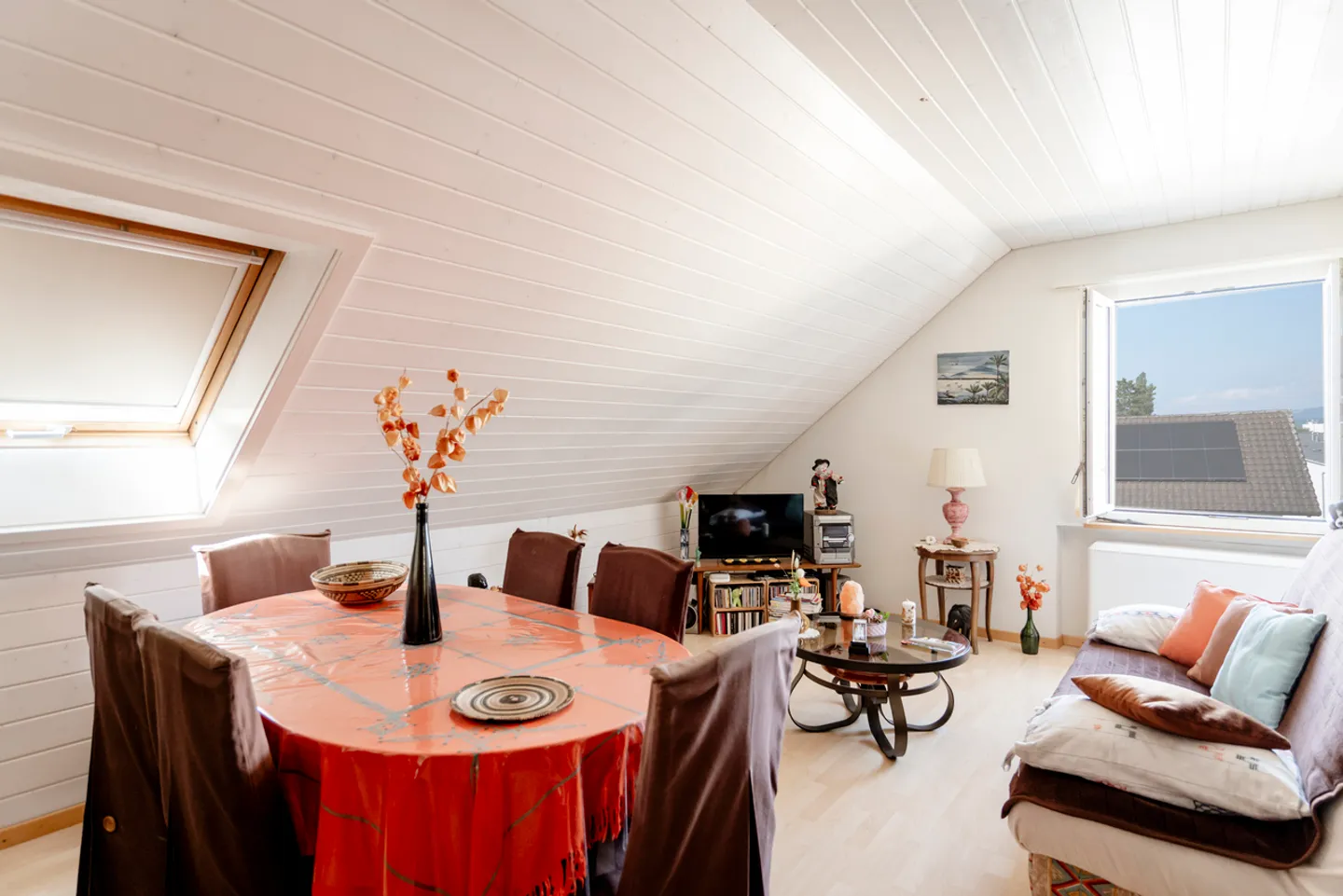 Maison avec potentiel de développement - Photo 12 sur 13
