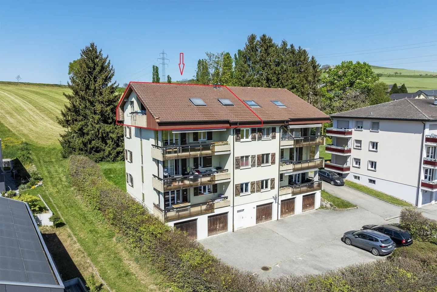 2.5-room apartment on the top floor with balcony and garage - Photo 2 of 11