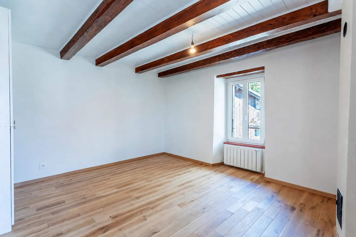 Maison de village rénovée | Volumes, charme et authenticité - Photo 8 sur 9