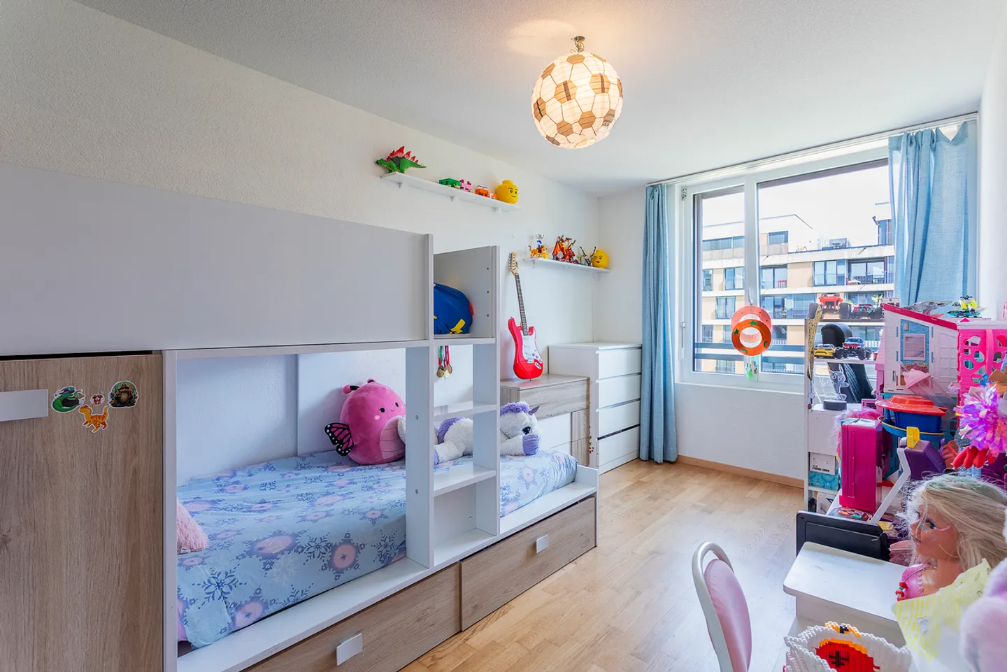 Appartement PPE récent de 3,5 pièces proche centre-ville - Foto 5 di 9