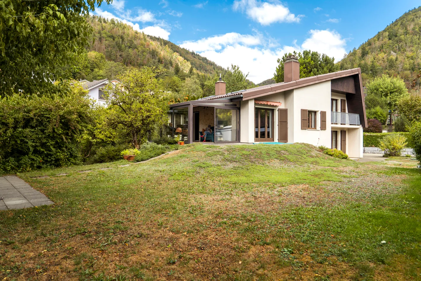 Individual villa with 7 rooms and large garden - Photo 13 of 13