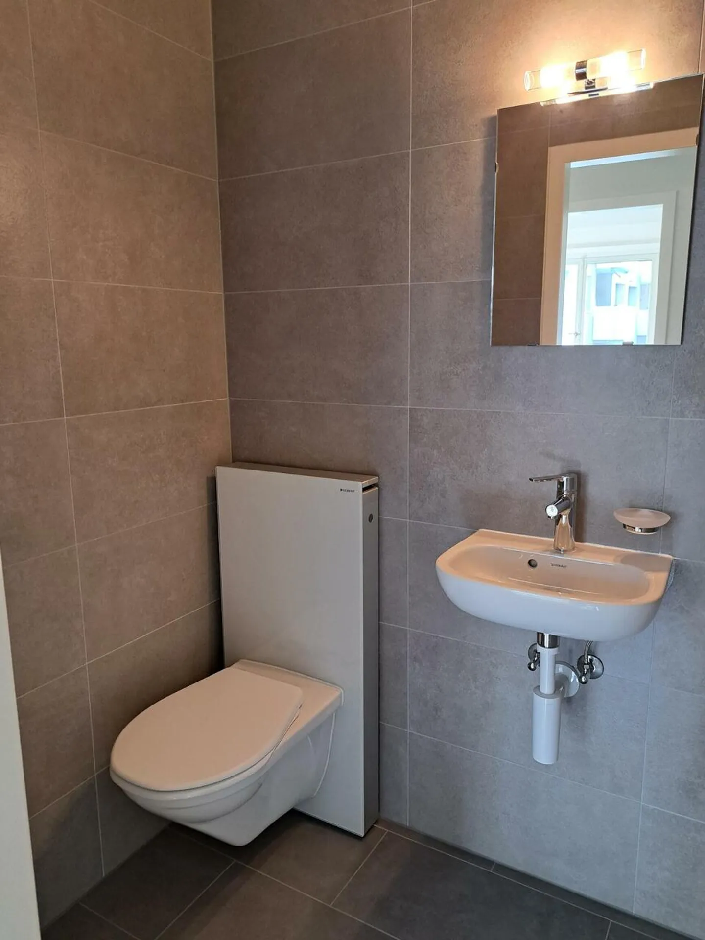 Gouttes d'Or 19 - Appart 4.5 p - modern 96 m2 - close to the lake - Photo 13 of 13