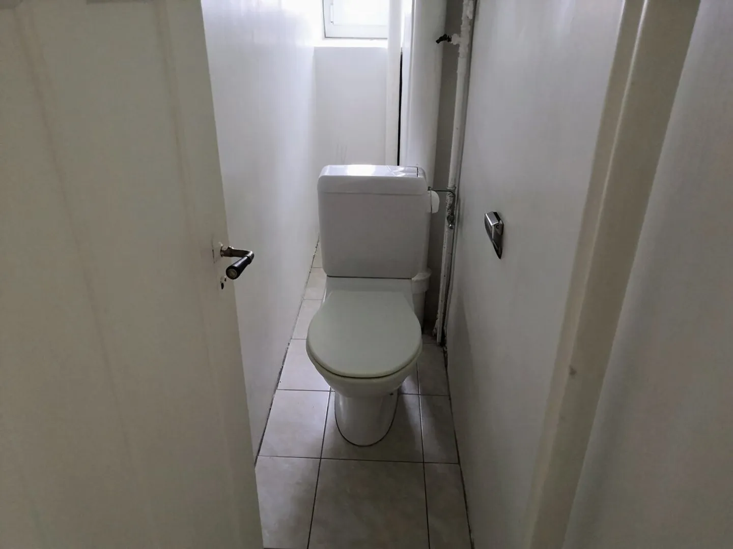 3-room apartment with balcony 2nd floor without elevator - Photo 11 of 12