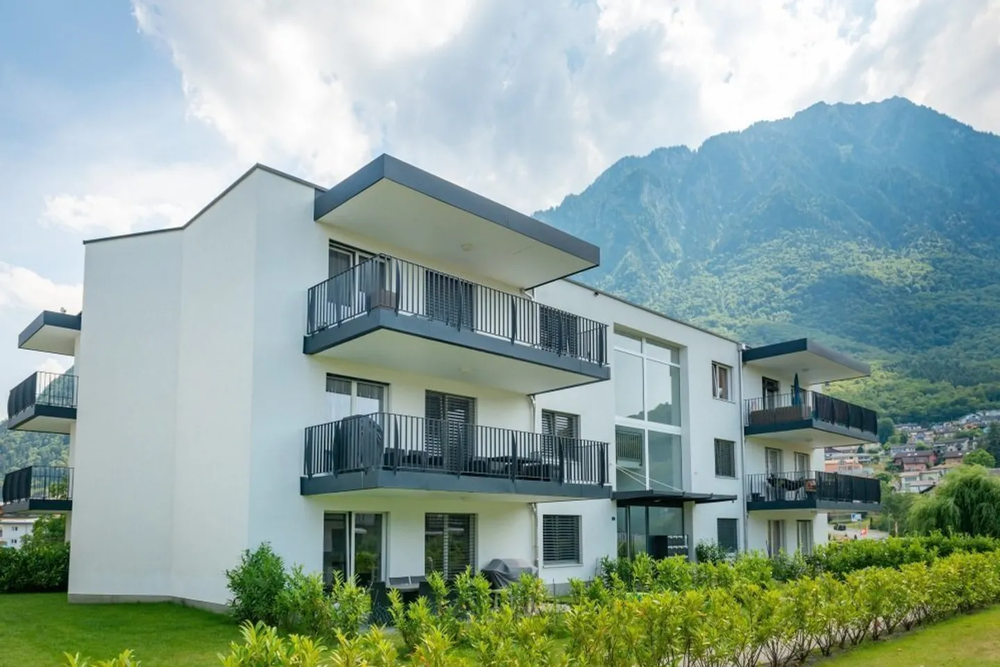 Incantevole appartamento di 3,5 locali con grande balcone - Foto 1 di 8