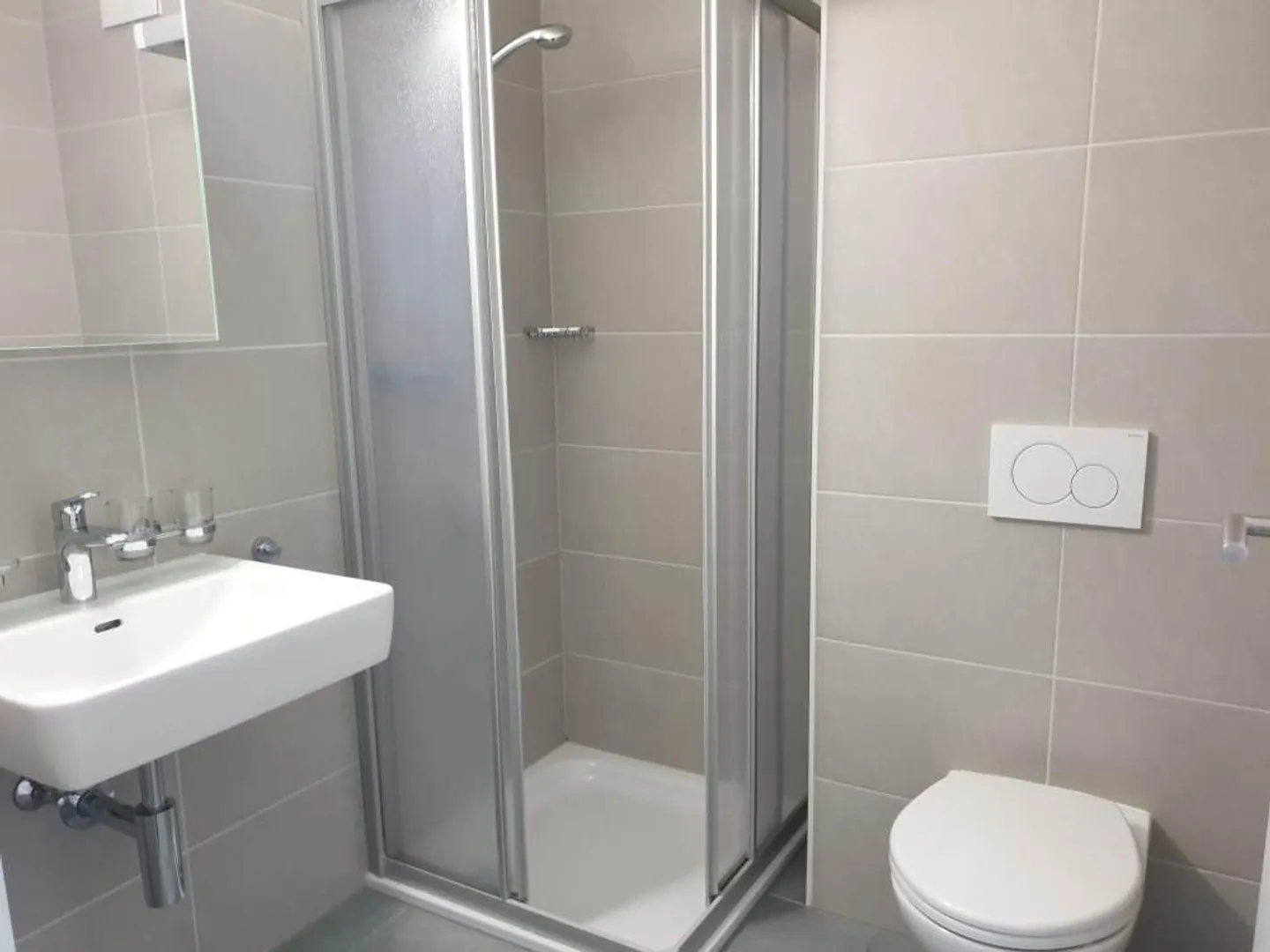 Incantevole appartamento di 3,5 locali con grande balcone - Foto 6 di 8