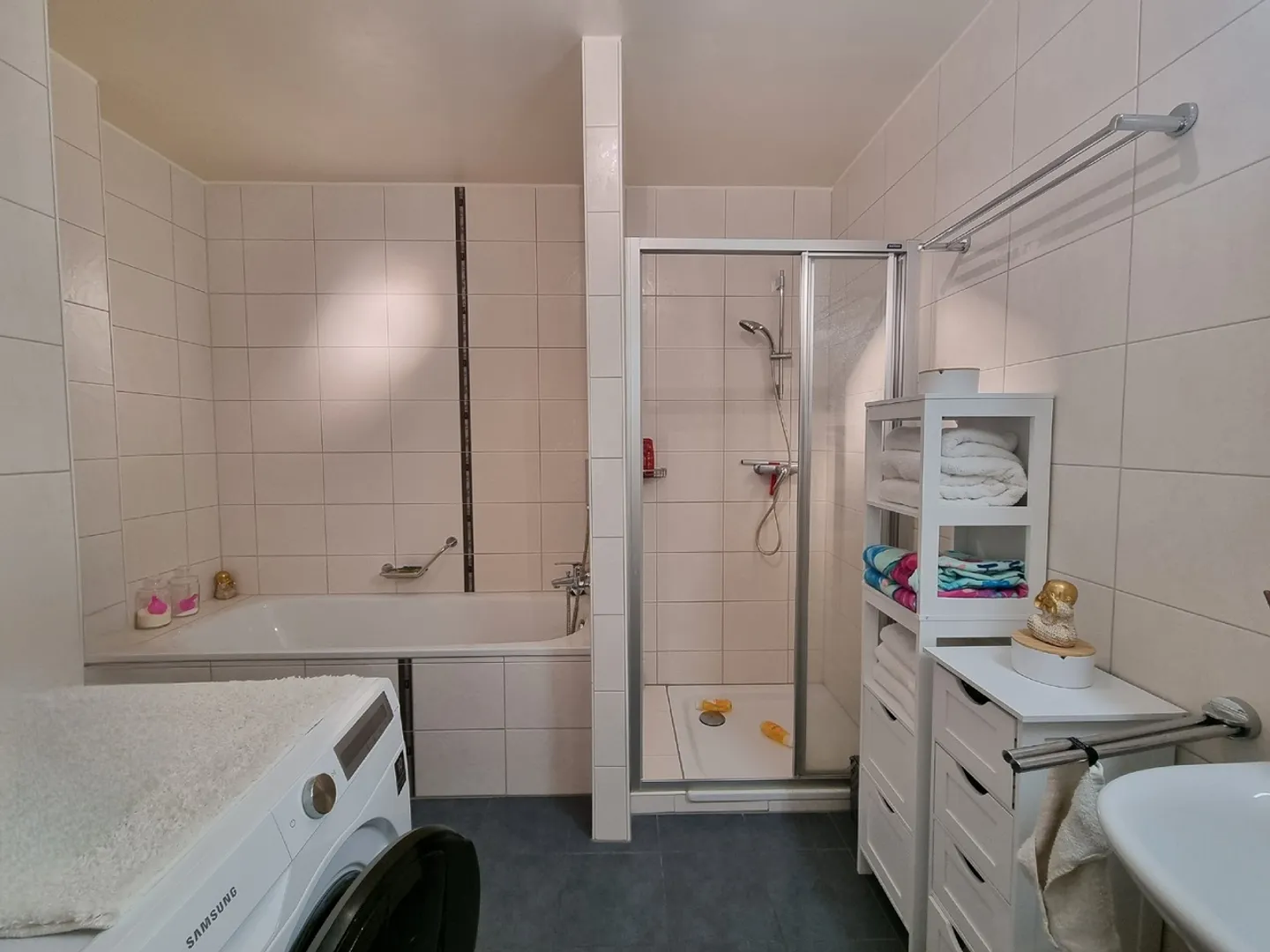 Magnifico appartamento di 3,5 locali situato in un quartiere tranquillo - Foto 8 di 9