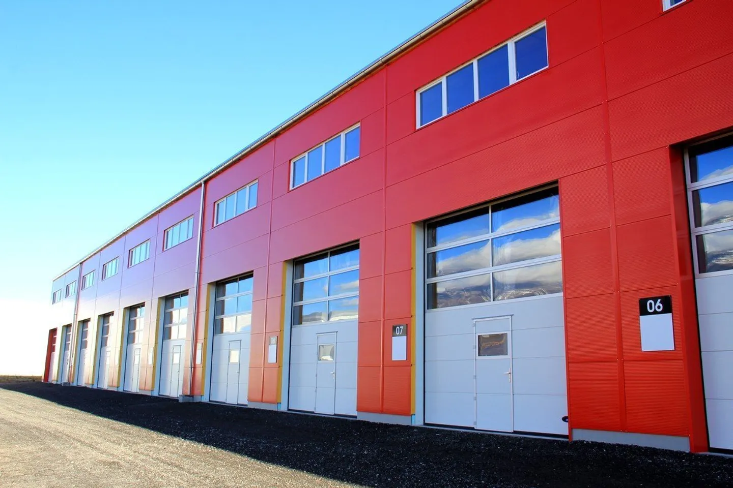 Box n°38 - 45m2 - Foto 1 di 9