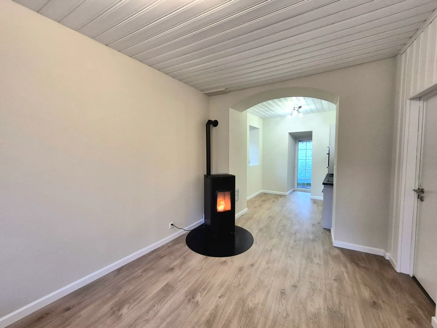 APPARTAMENTO DI 2 LOCALI CON CARATTERE, RECENTEMENTE RISTRUTTURATO - Foto 4 di 7