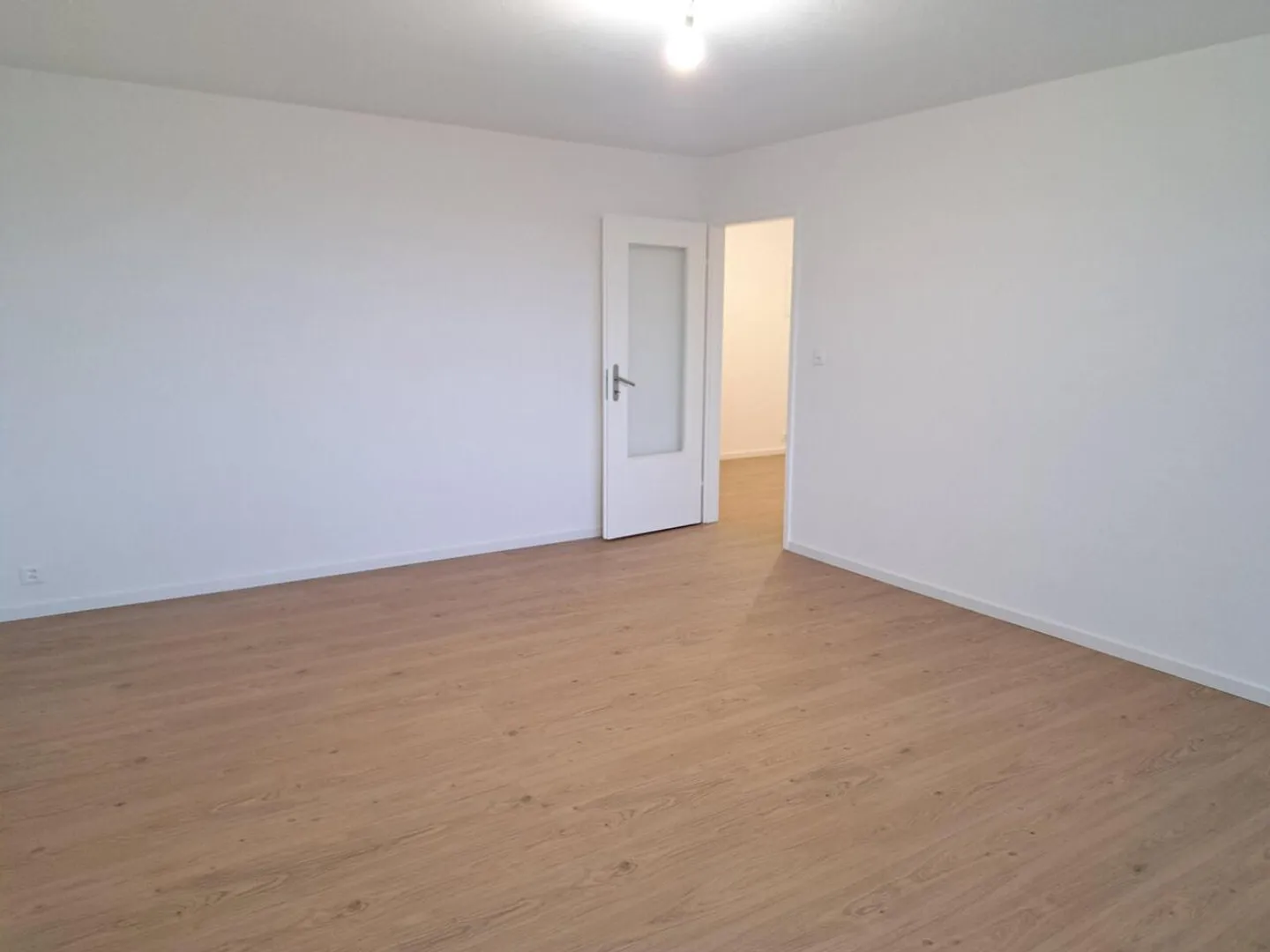 Gouttes d'Or 19 - Appart 4.5 p - modern 96 m2 - close to the lake - Photo 4 of 13