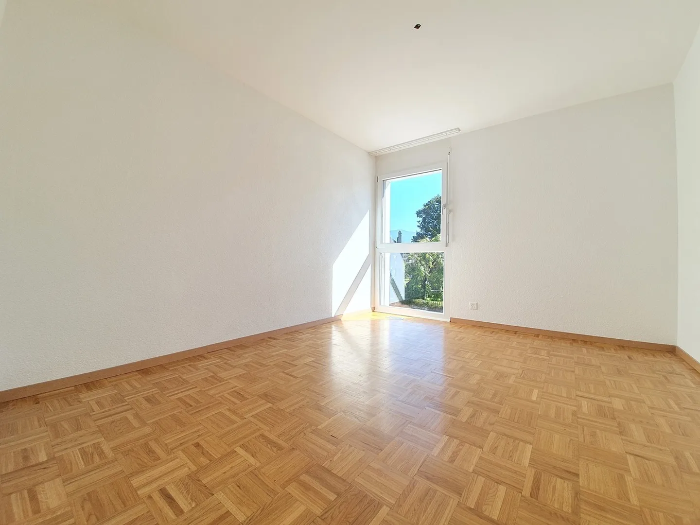 Magnifico appartamento di 4,5 locali con terrazza in centro città - Foto 8 di 12