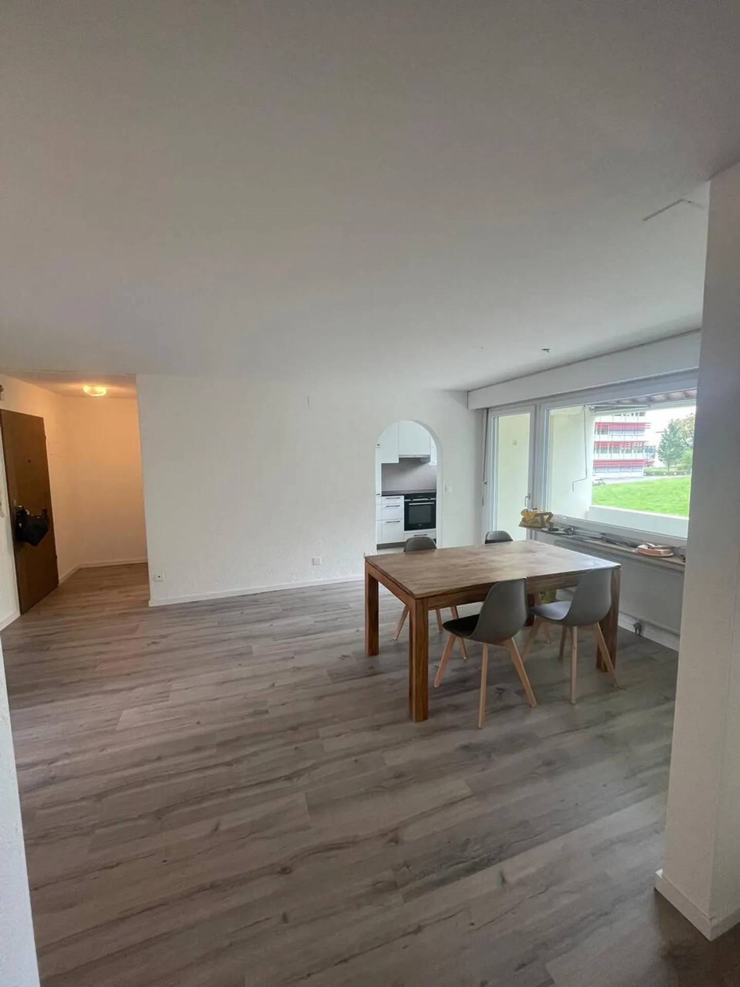 Appartement Moderne avec Balcon - Photo 4 sur 10