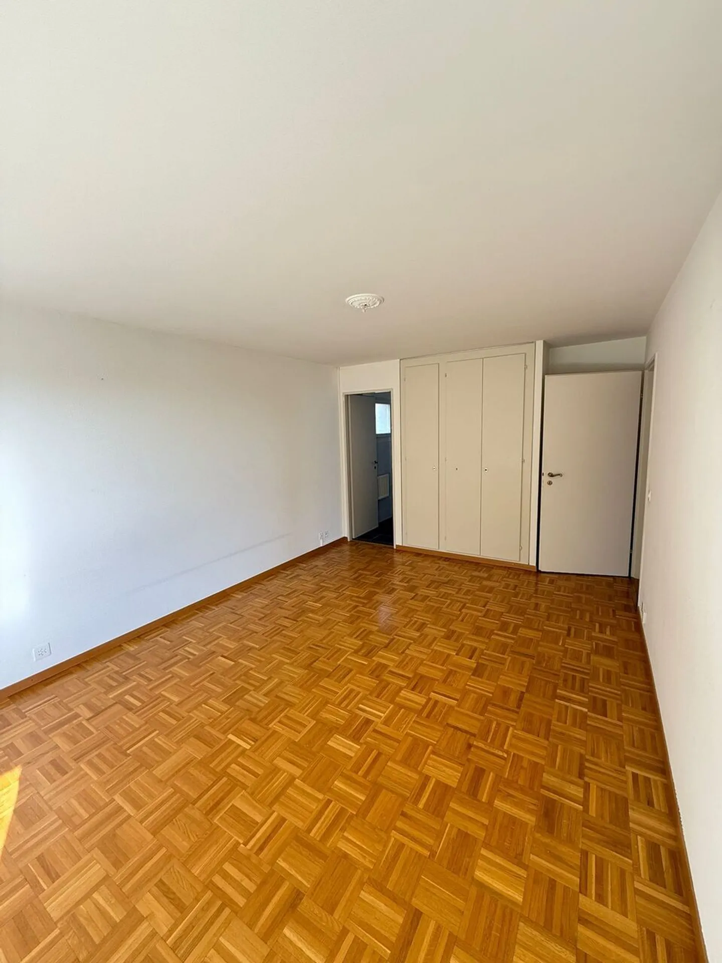 Wunderschöne 5,5-Zimmer-Wohnung mit Seeblick - Foto 6 von 10