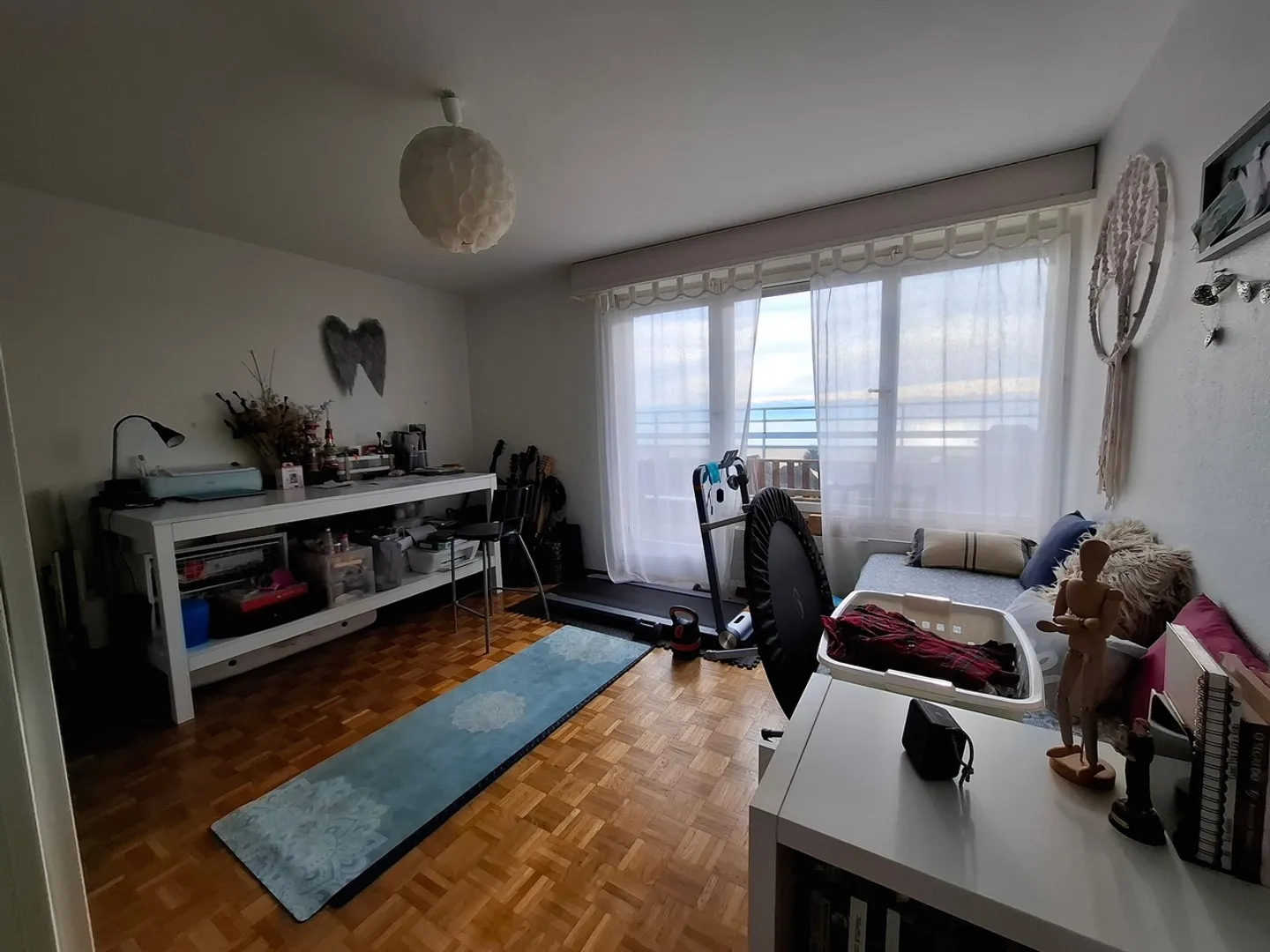 3-room penthouse apartment close to the train station - Photo 8 of 9