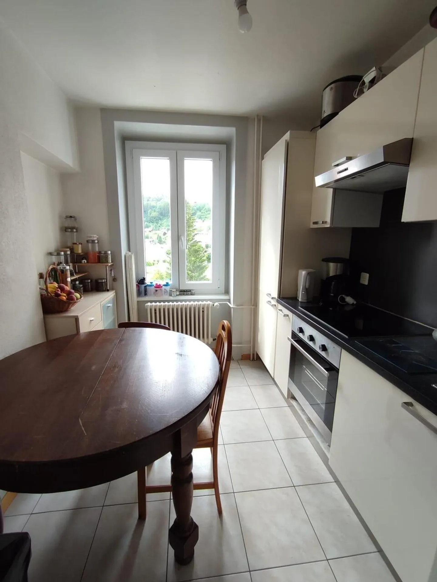 3-room apartment with balcony 2nd floor without elevator - Photo 2 of 12