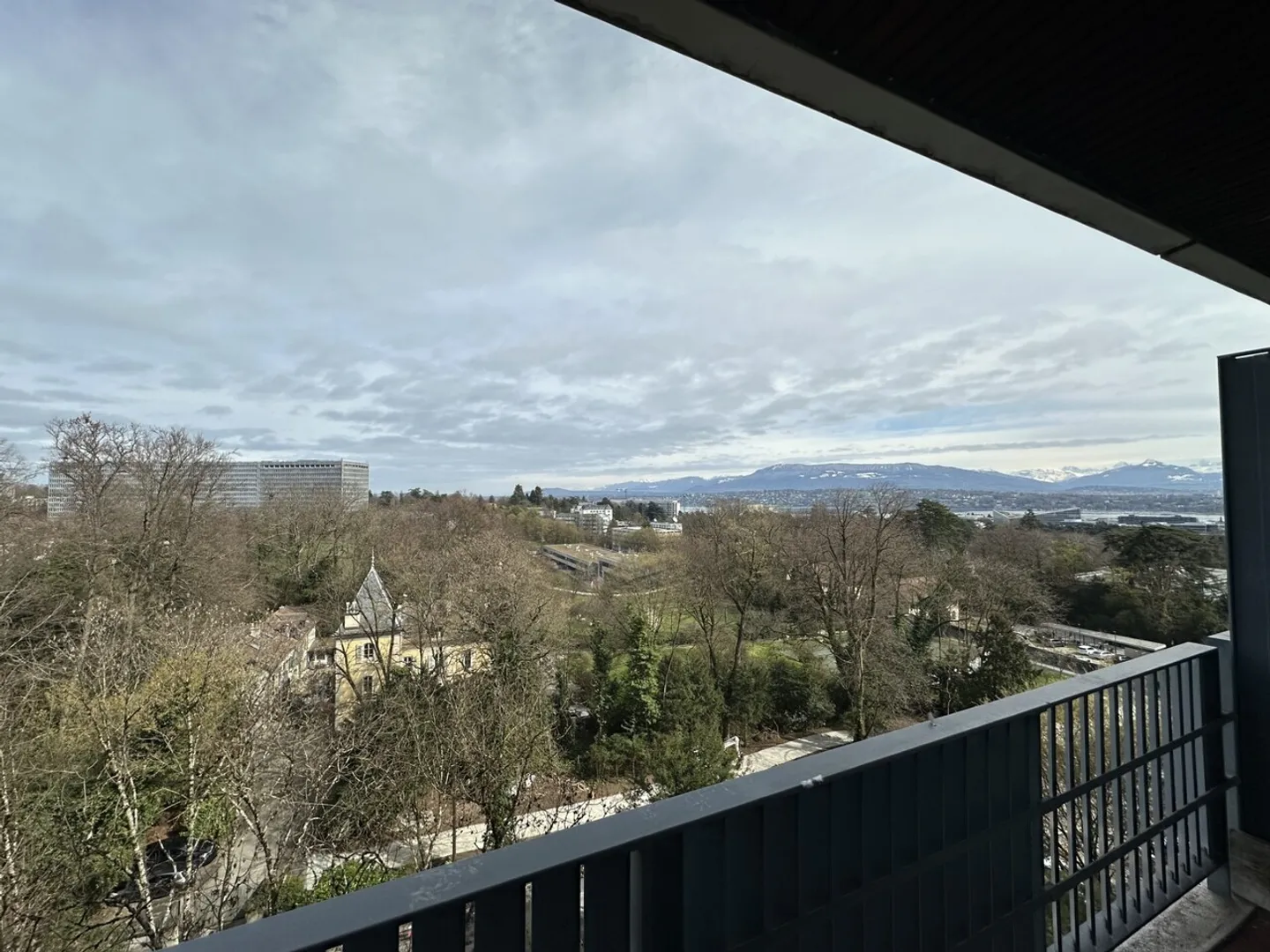 Furnished apartment for rent near the Palais des Nations - Photo 1 of 11